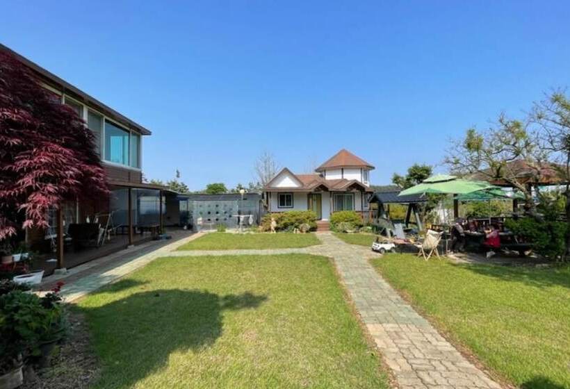 Taean Hannane Pension