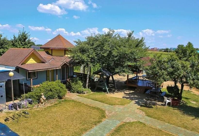 Taean Hannane Pension