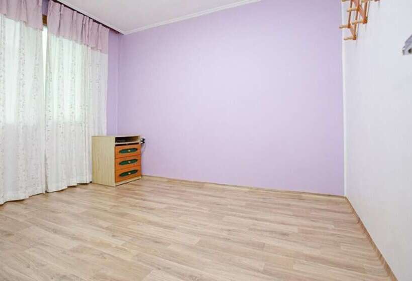 Taean Hannane Pension