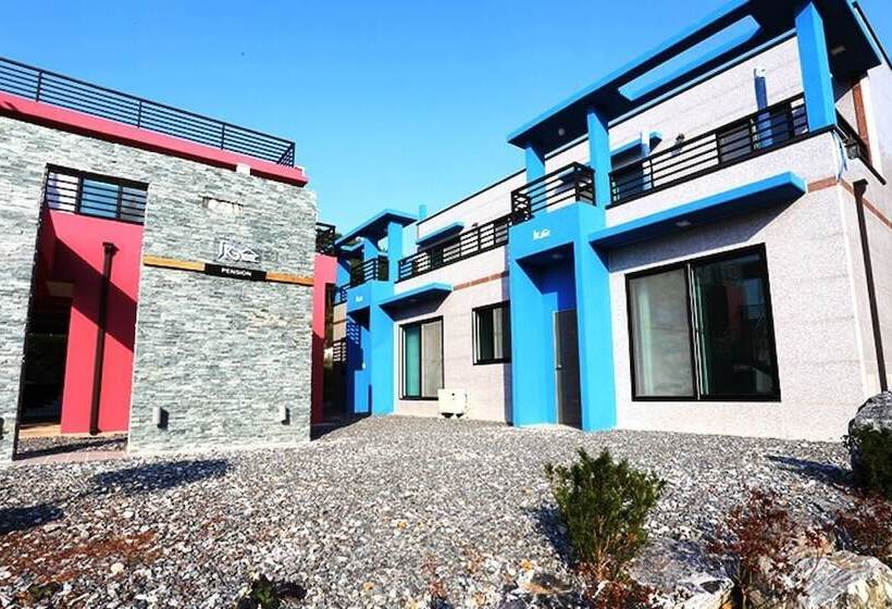 Taean Jk House Pension