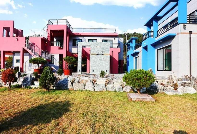 Taean Jk House Pension