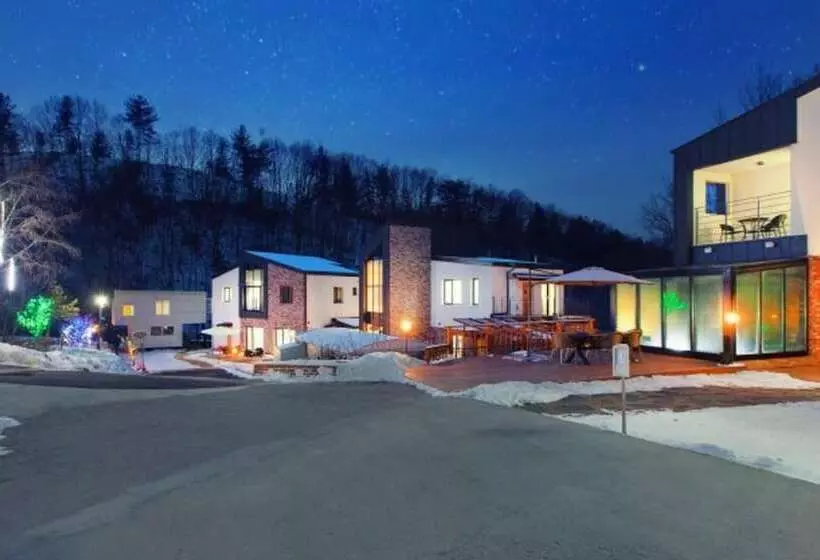 Yangpyeong Pension Abc Pool Villa
