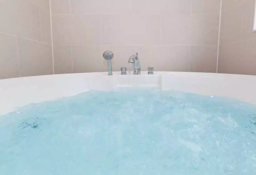 Yangpyeong Pension Abc Pool Villa