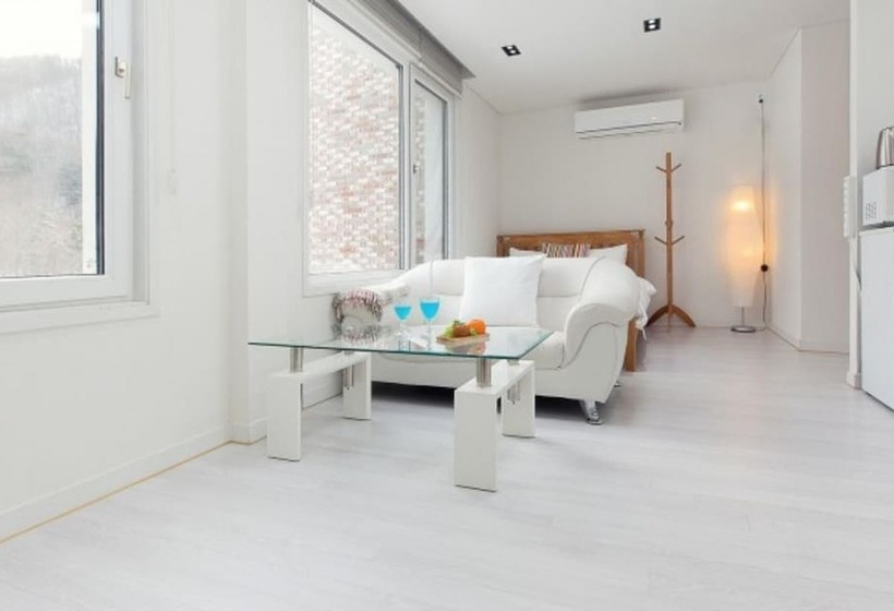 Yangpyeong Pension Abc Pool Villa