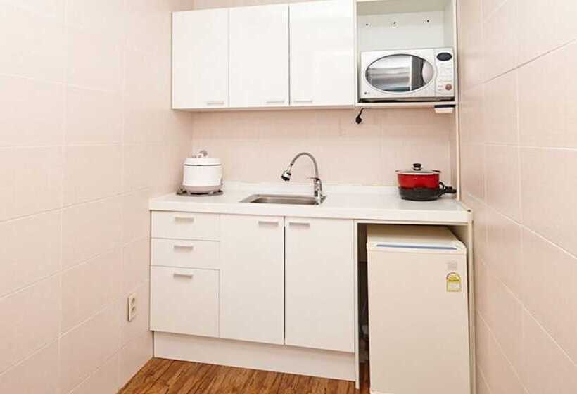 Yangyang Denver House Pension