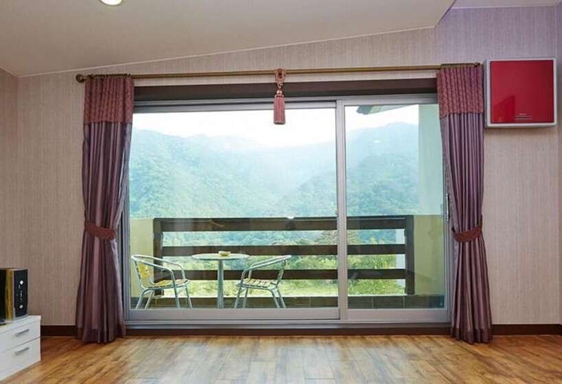 Yangyang Denver House Pension