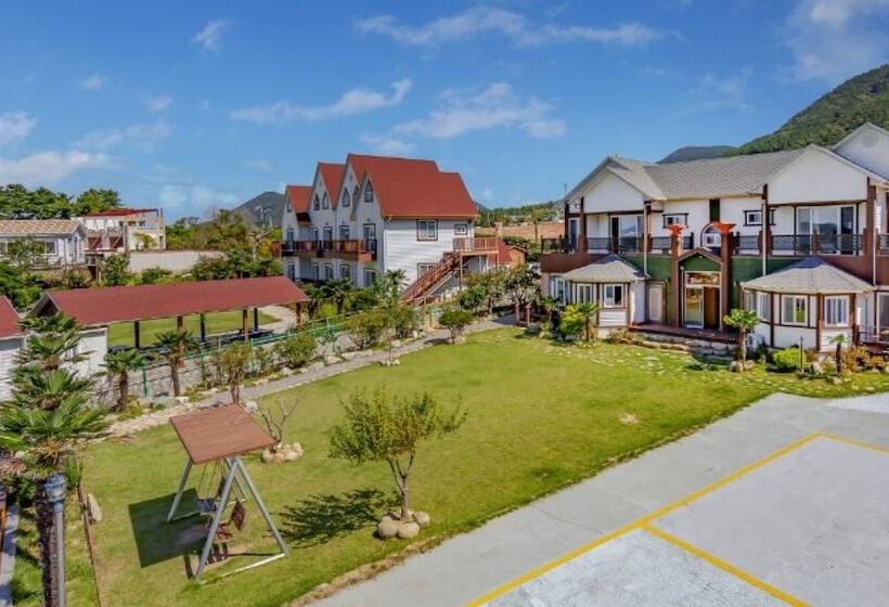 Yeosu Glow Floor Pension