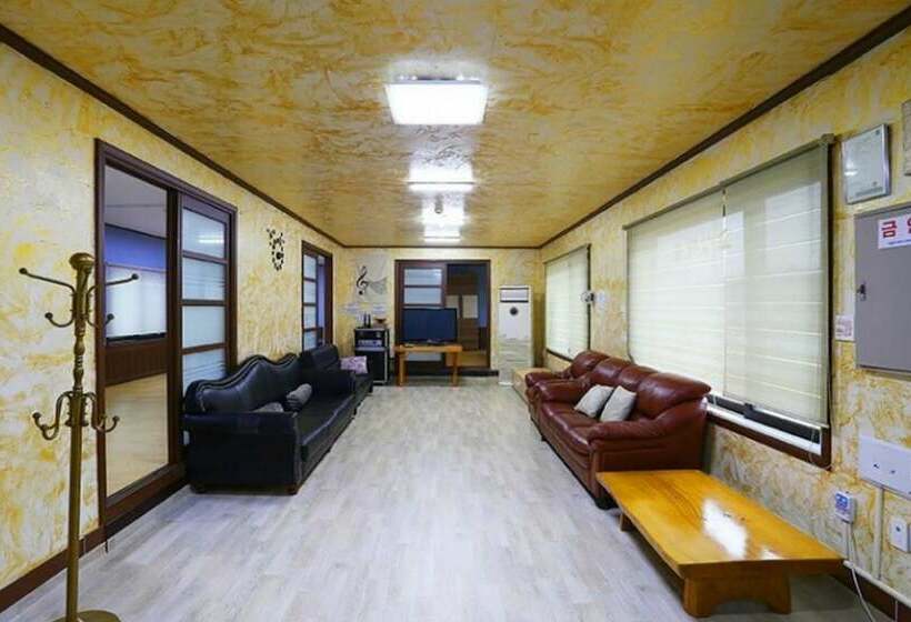 Anseong Gosammaeul Pension