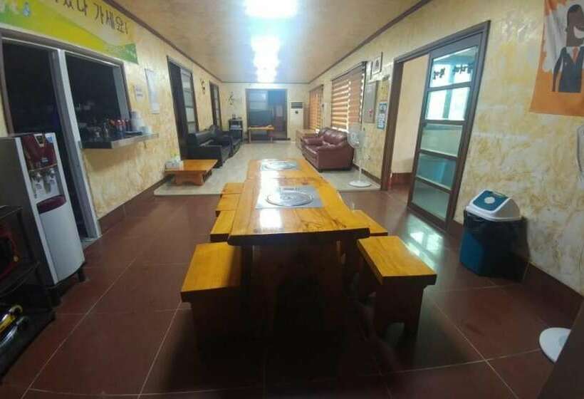 Anseong Gosammaeul Pension