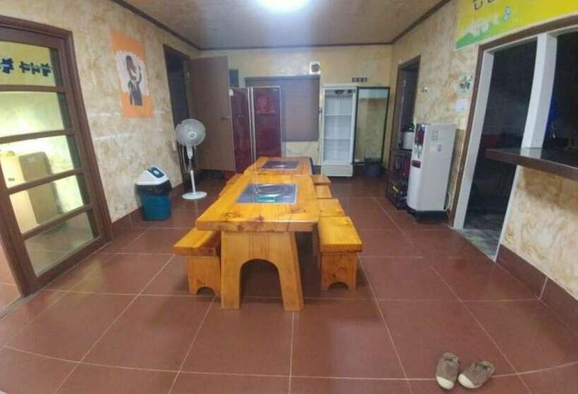 Anseong Gosammaeul Pension