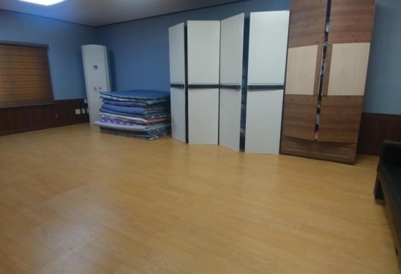 Anseong Gosammaeul Pension