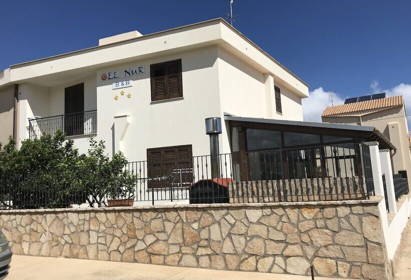 Bed and Breakfast El Nur B B   Silver Room With Private Bathroom