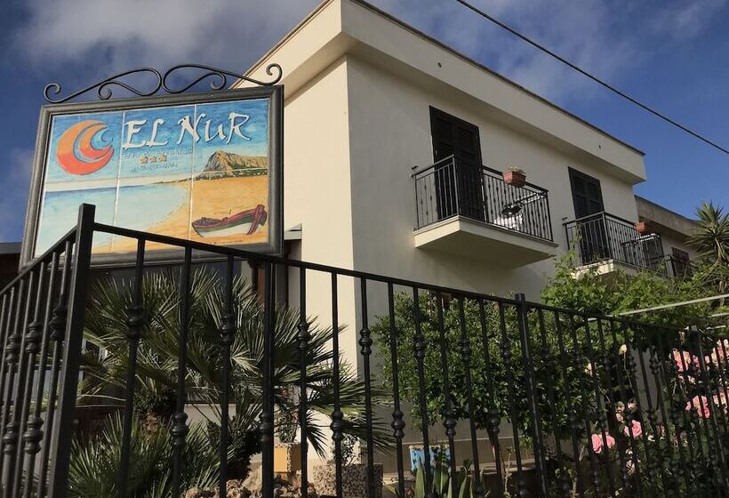 Bed and Breakfast El Nur B B   Silver Room With Private Bathroom