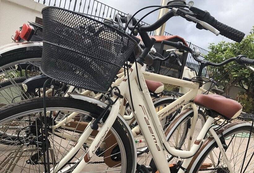 Bed and Breakfast El Nur B B   Silver Room With Private Bathroom