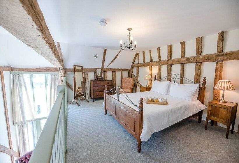 Harvest Cottage, Valley Farm Barns, Snape