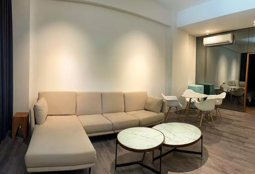 هتل 9 Tan Yuan Homestay