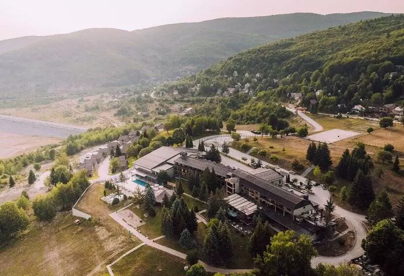 هتل Radika Rezort