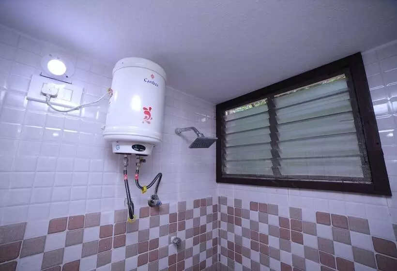 Hotelli R.m Guest House