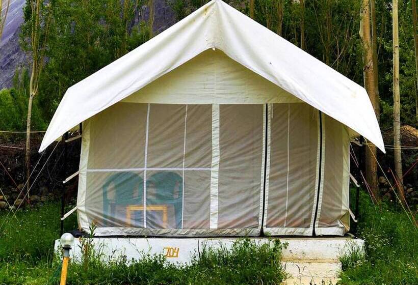 Hotel Tih Alpenglow Camp   Nubra