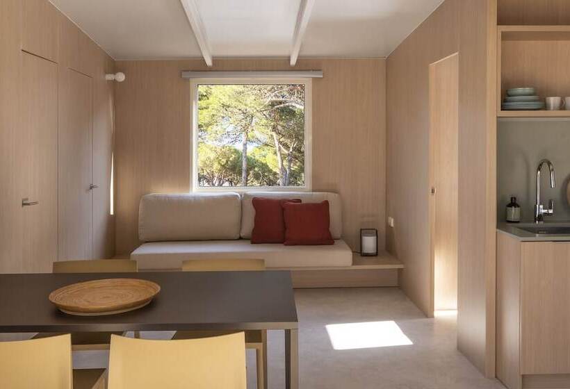 هتل Wecamp Santa Cristina