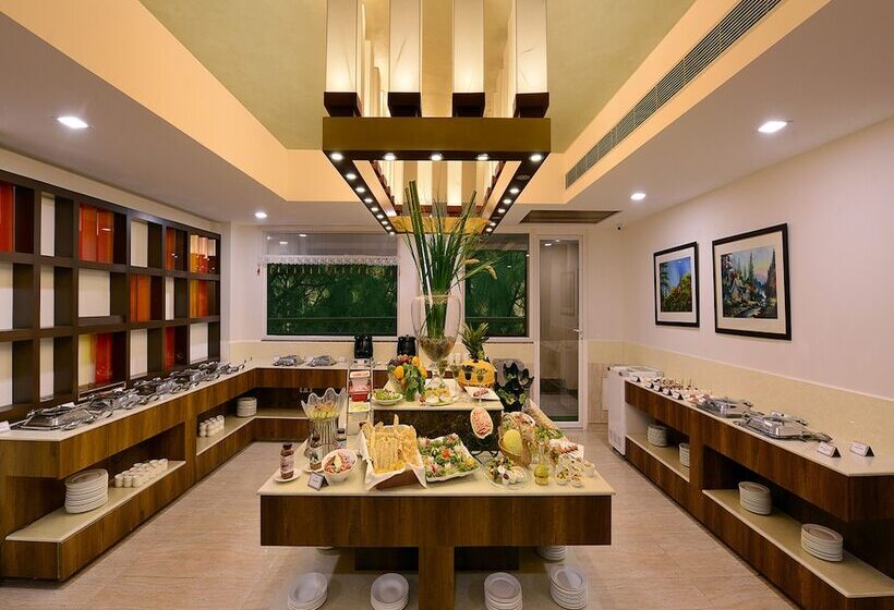 בית מלון כפרי Glenview Resort Kasauli, A Member Of Radisson Individuals