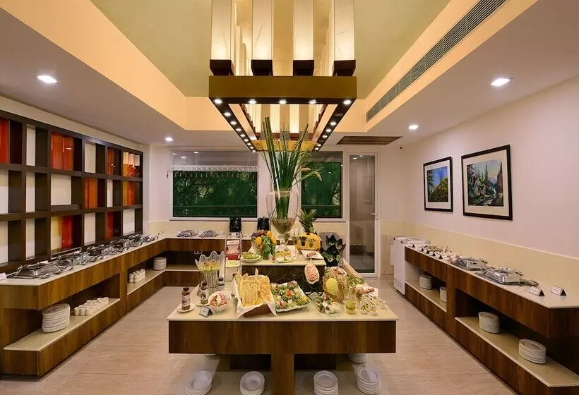 ホテル Glenview Resort Kasauli, A Member Of Radisson Individuals