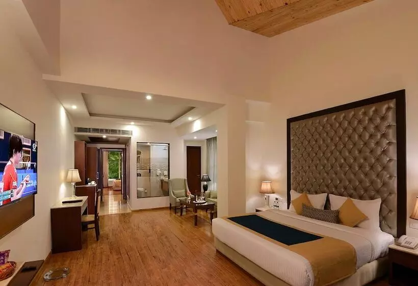 ホテル Glenview Resort Kasauli, A Member Of Radisson Individuals