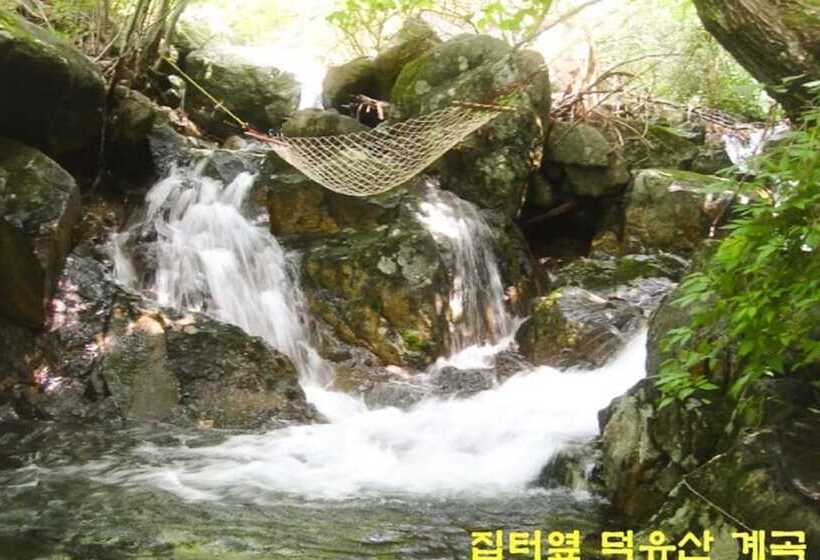 Jangsu Goasanbang Pension