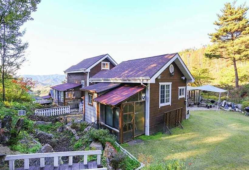 Jangsu Goasanbang Pension