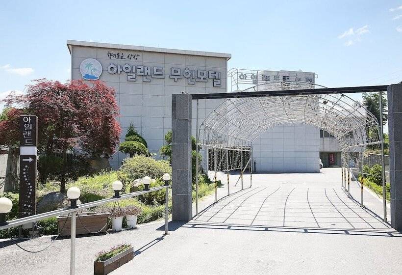 Jincheon Island Self Checkin Motel