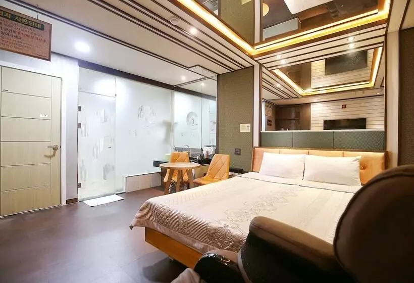 Jincheon Island Self Checkin Motel