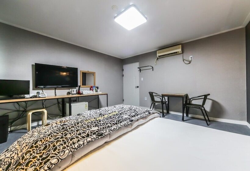 モーテル Chilgok Seokjeok Mont Blanc