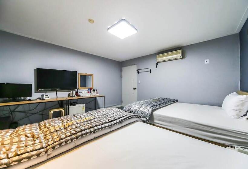 モーテル Chilgok Seokjeok Mont Blanc