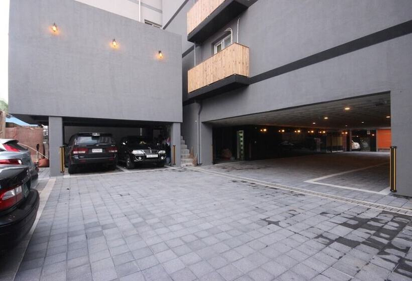 汽车旅馆 Goseong On