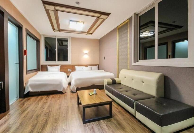 Motel Jinju Hotel Daom