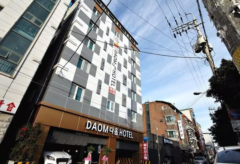 مُتل Jinju Hotel Daom