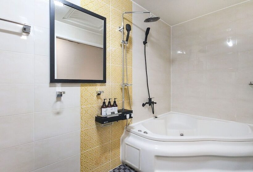 モーテル Jinju Hotel Daom