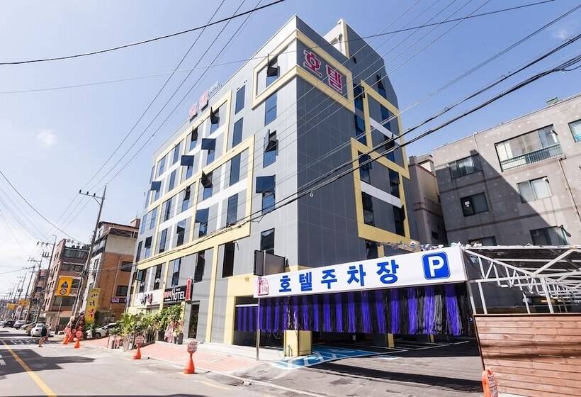 فندق على الطريق Oido Red Lighthouse Tourist