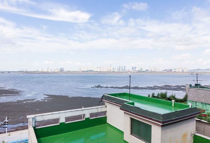 فندق على الطريق Oido Red Lighthouse Tourist