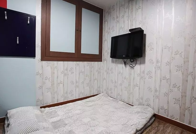 モーテル Taebaek M