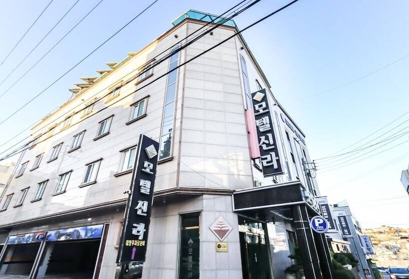 Motel Tongyeong Shilla