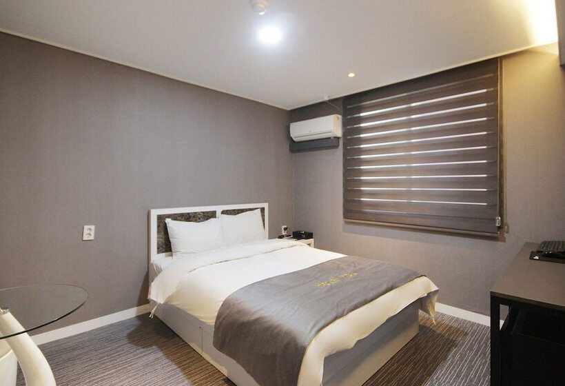 Motel Yeosu Hotel You