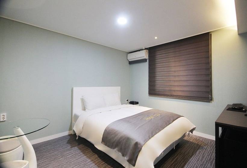 Motel Yeosu Hotel You