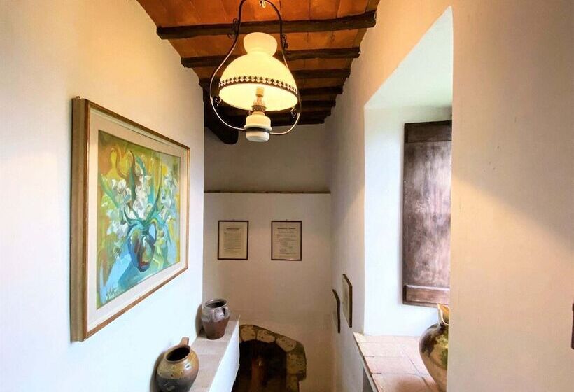 Tasteful Stone Cottage In Orvieto With Garden And Pool