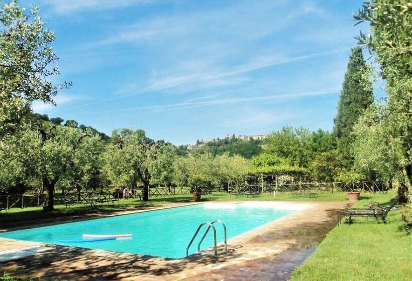 Tasteful Stone Cottage In Orvieto With Garden And Pool