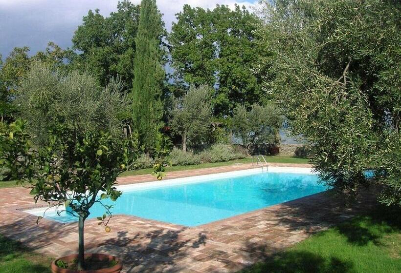 Tasteful Stone Cottage In Orvieto With Garden And Pool