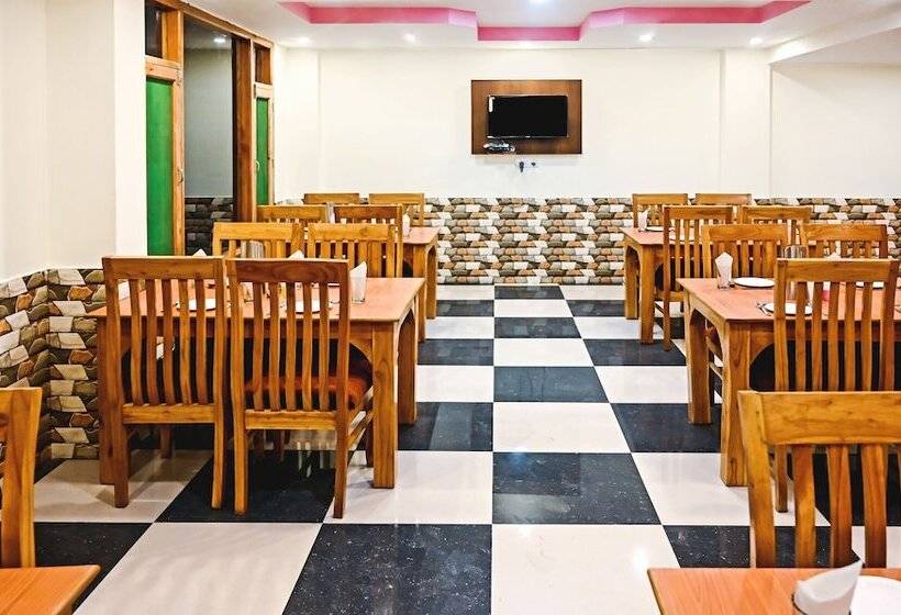 酒店 Treebo Dev With Valley View, Mall Road