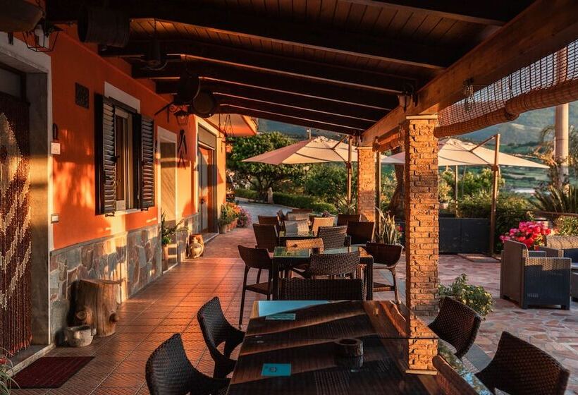 مبيت وإفطار Bb La Mortella With Pool