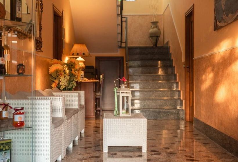 مبيت وإفطار Bb La Mortella With Pool