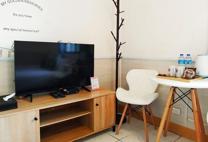 تختخواب و صبحانه 儷福花園山莊lifu Garden Inn